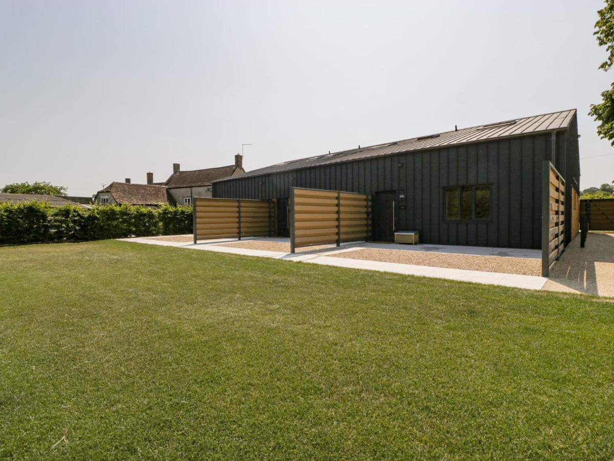 Вилла Linden Barn Уинкантон Экстерьер фото
