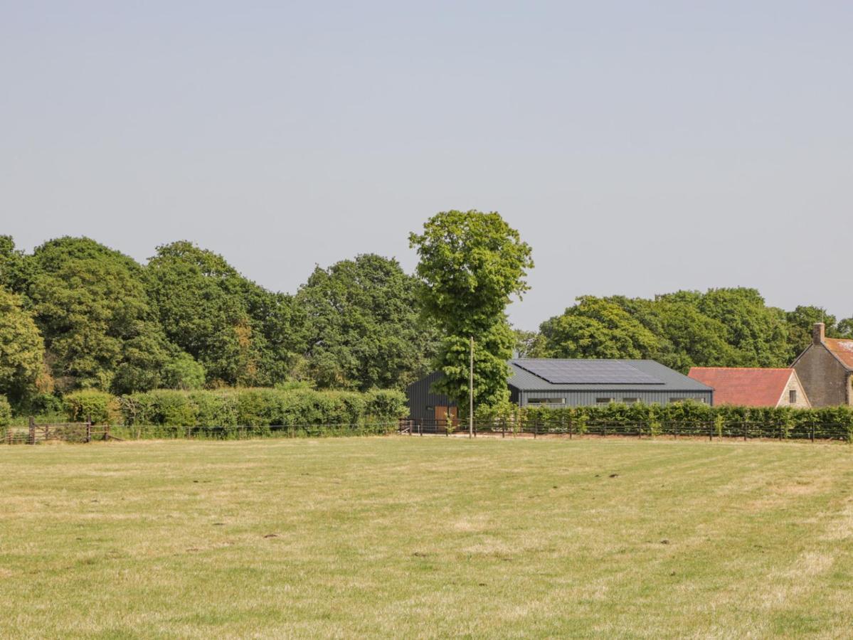 Вилла Linden Barn Уинкантон Экстерьер фото